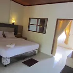 De\'Corner Guest House